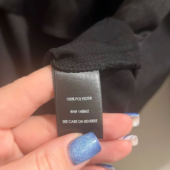 ✨Torrid Off Shoulder Ruffle Black Sz 00 Blouse✨ - Picture 10 of 11